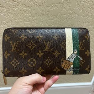 【SOLD】💯Authentic Louis Vuitton Zippy Wallet - Monogram Canvas